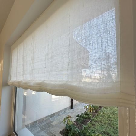 Tenda a pacchetto liscio con binario a soffitto 