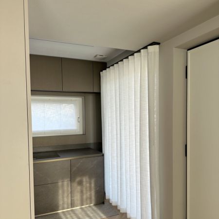 Tende wave e pacchetto liscio cucina
